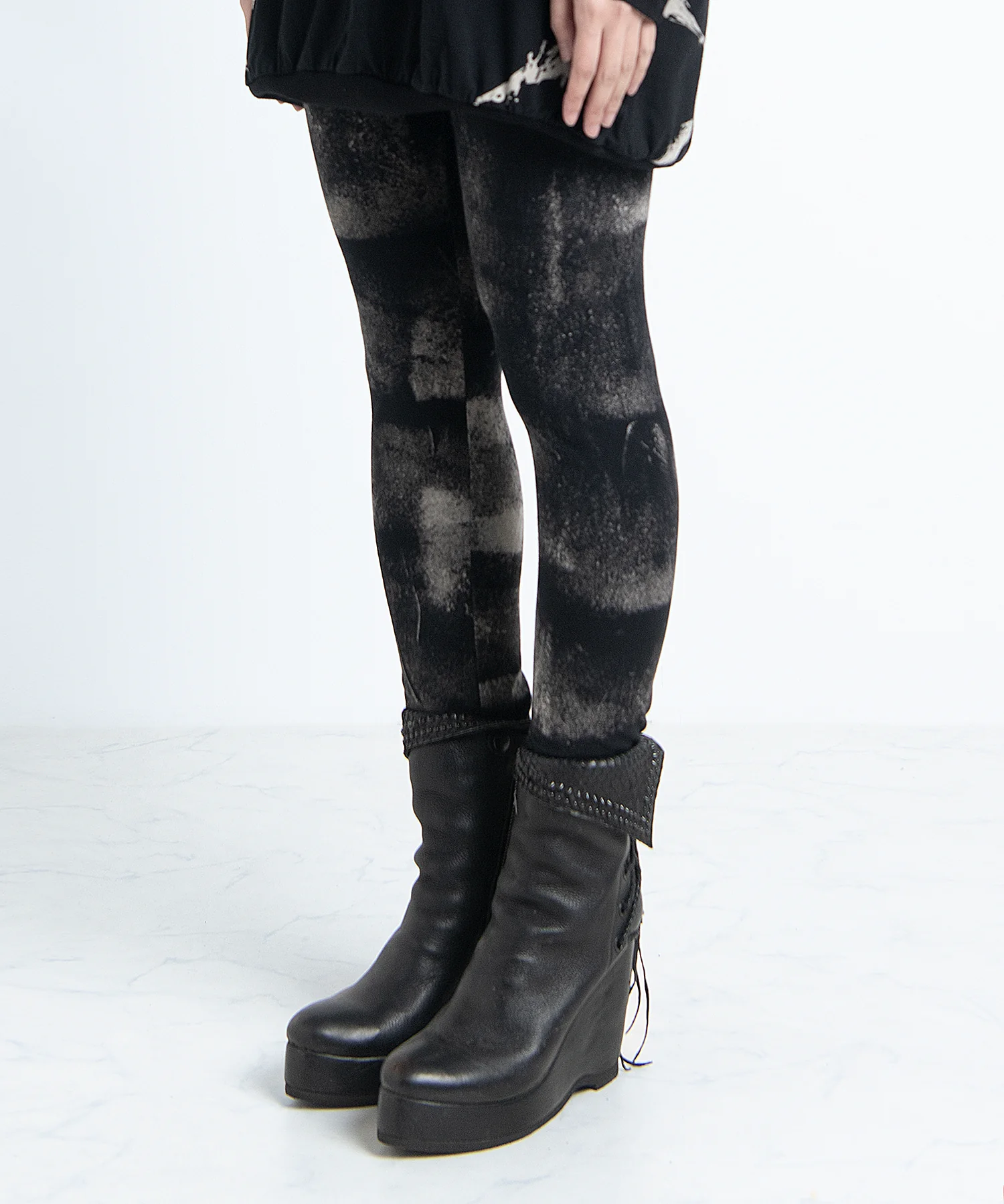 2402-PT11 Cordoba Leggings 02 -Women's- - Image 4