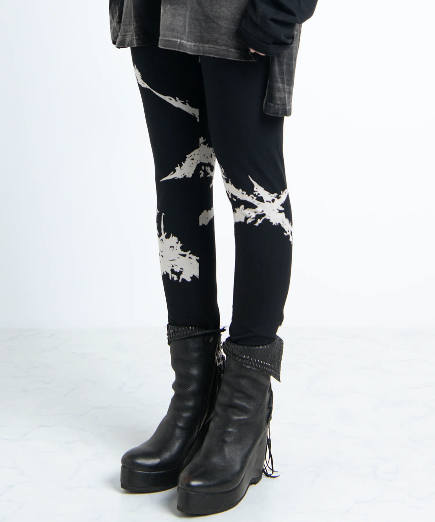 2402-PT12 Discharged Cross Leggings -Women's- - Image 4