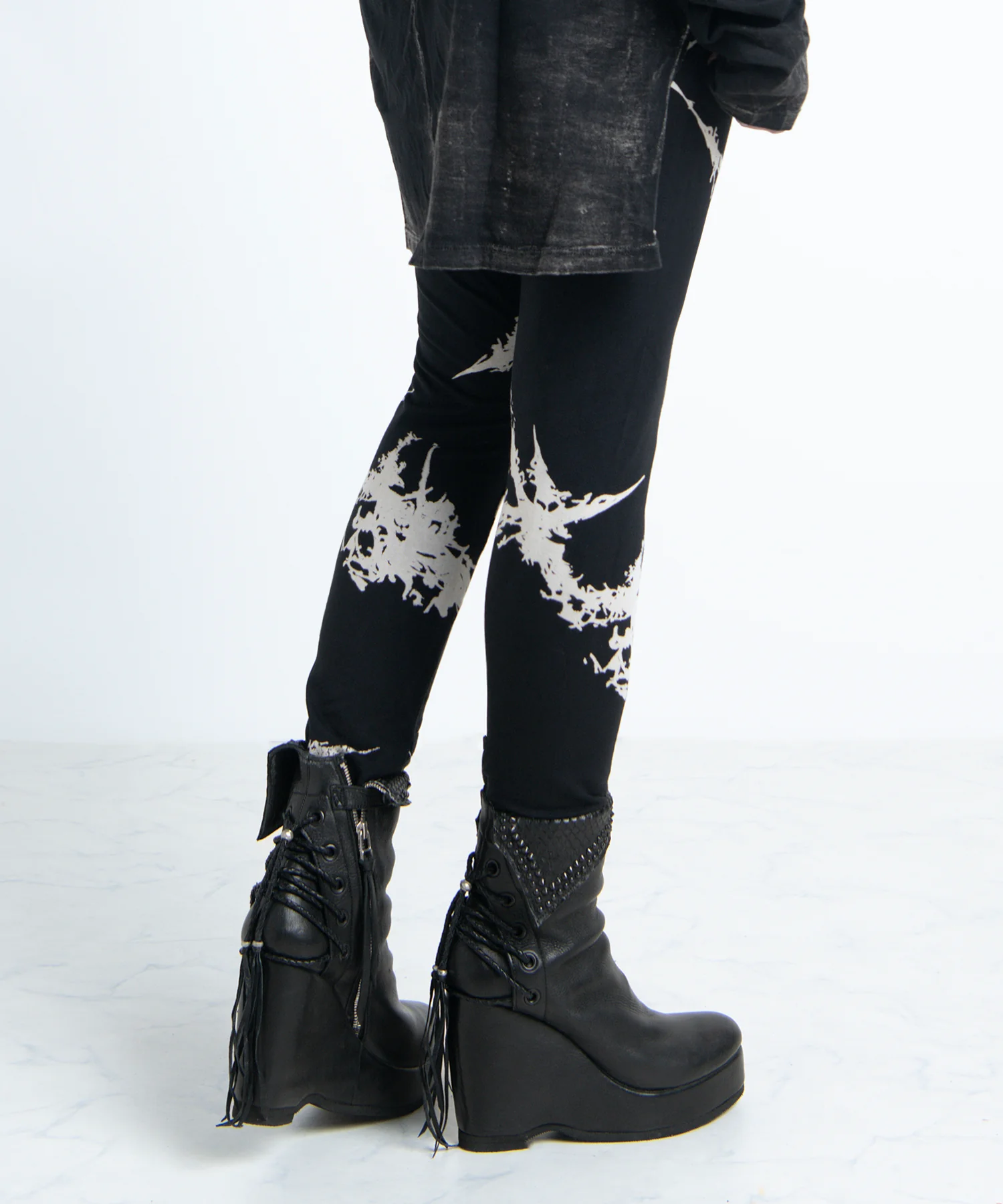 2402-PT12 Discharged Cross Leggings -Women's- - Image 8
