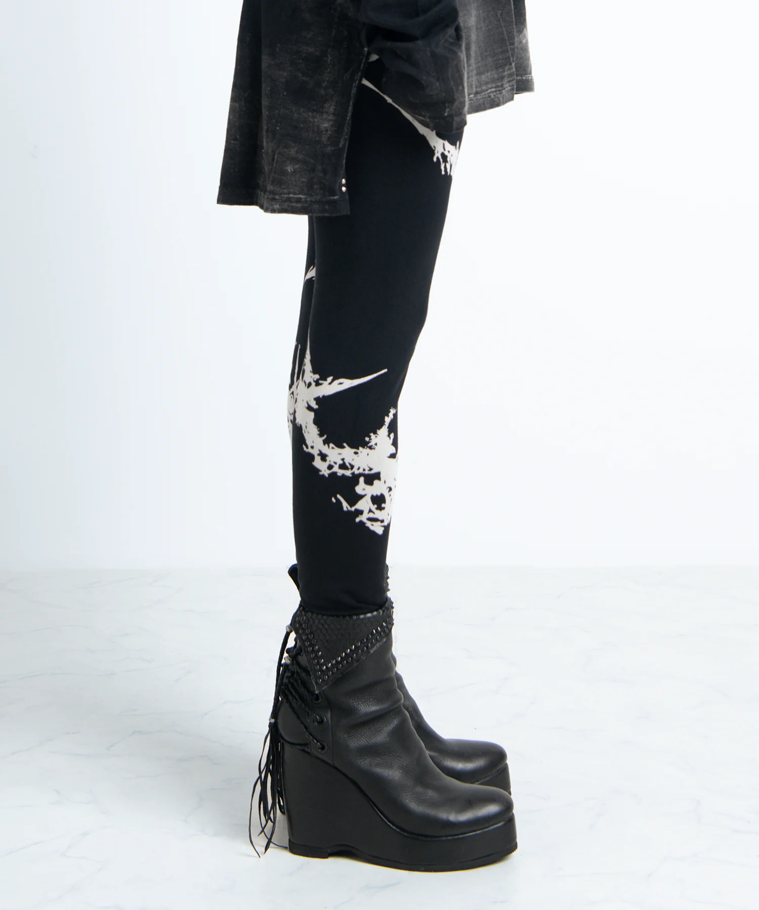 2402-PT12 Discharged Cross Leggings -Women's- - Image 9