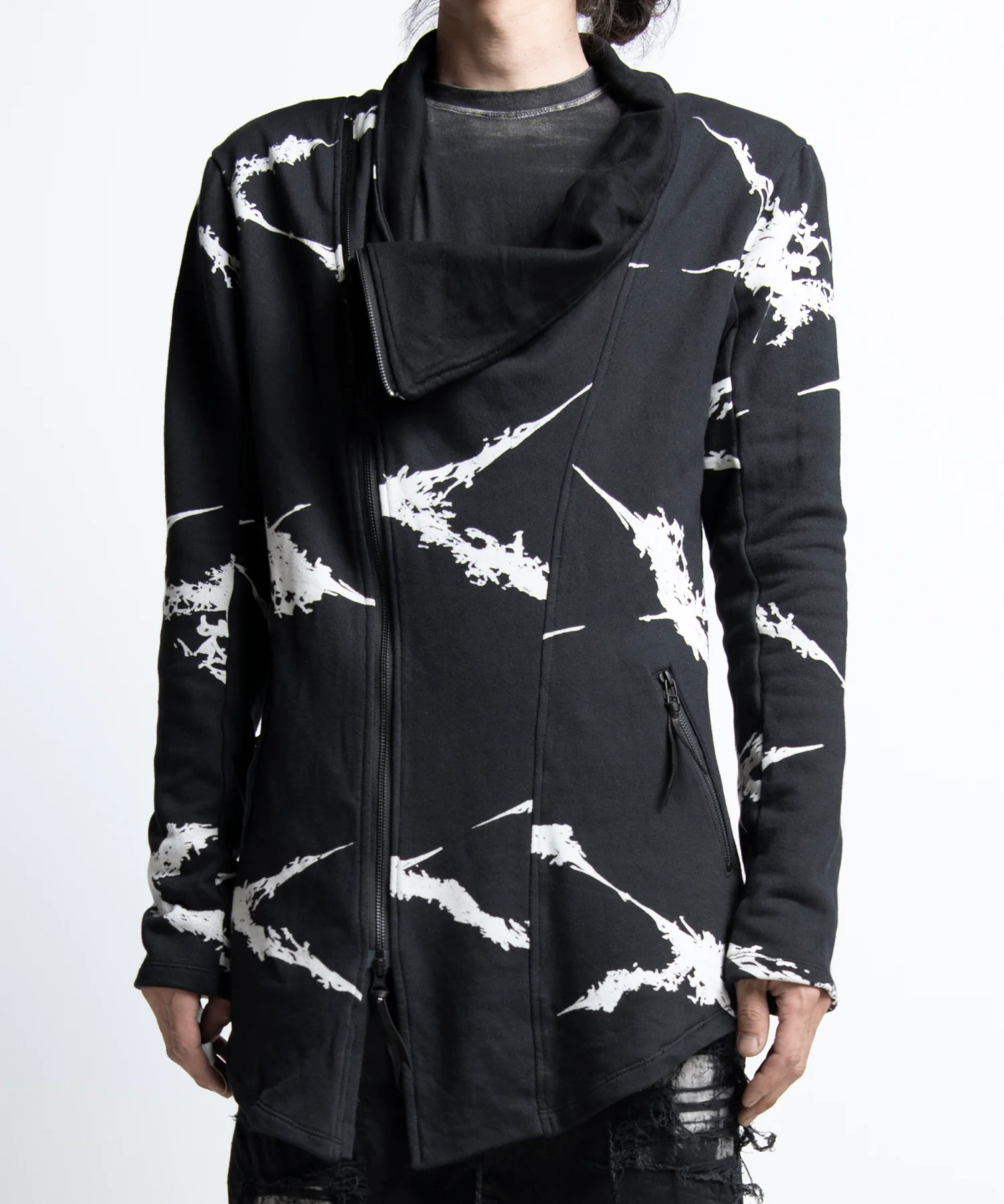 2402-TP03 Drape Cross Riders - Image 11