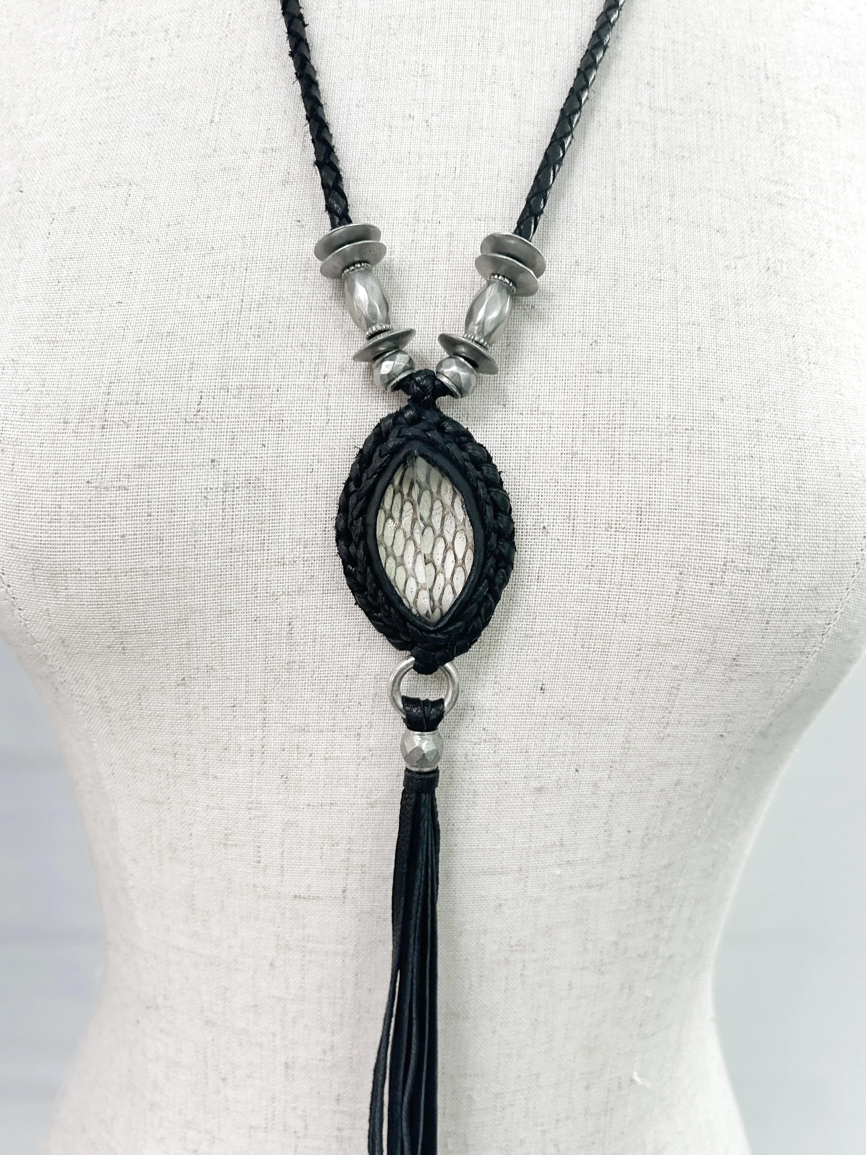2501-AC01 Serpent Killer Necklace - Image 4