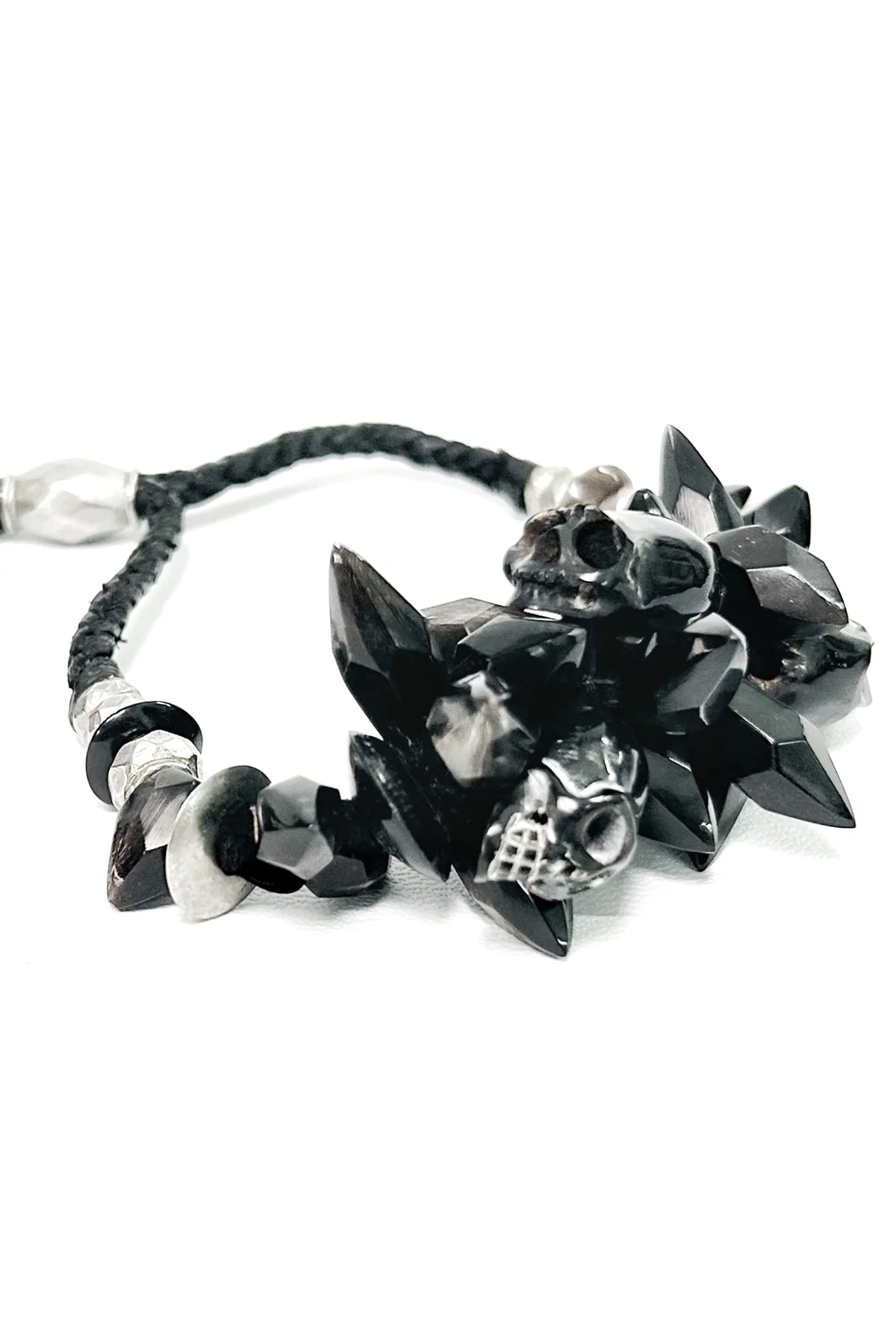 2501-AC03 BC-Black Shadow 02