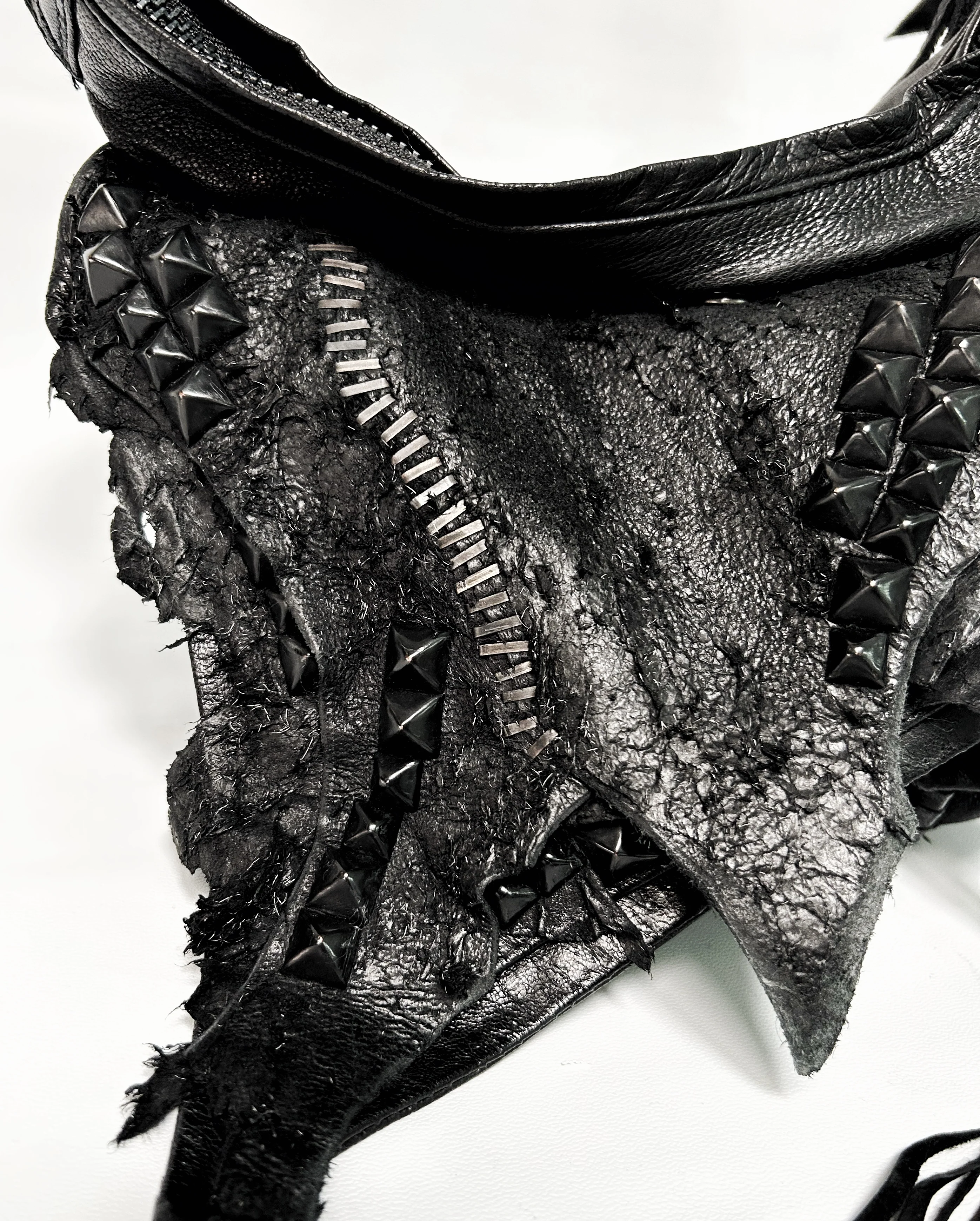 2501-BG12 KB-Shoulder Rhino - Image 3