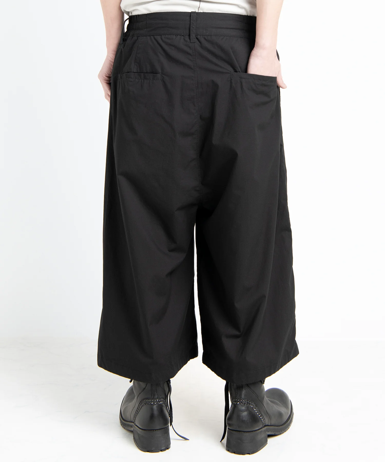 2501-PT02 Cotton Wide Tuck Pants - Image 9