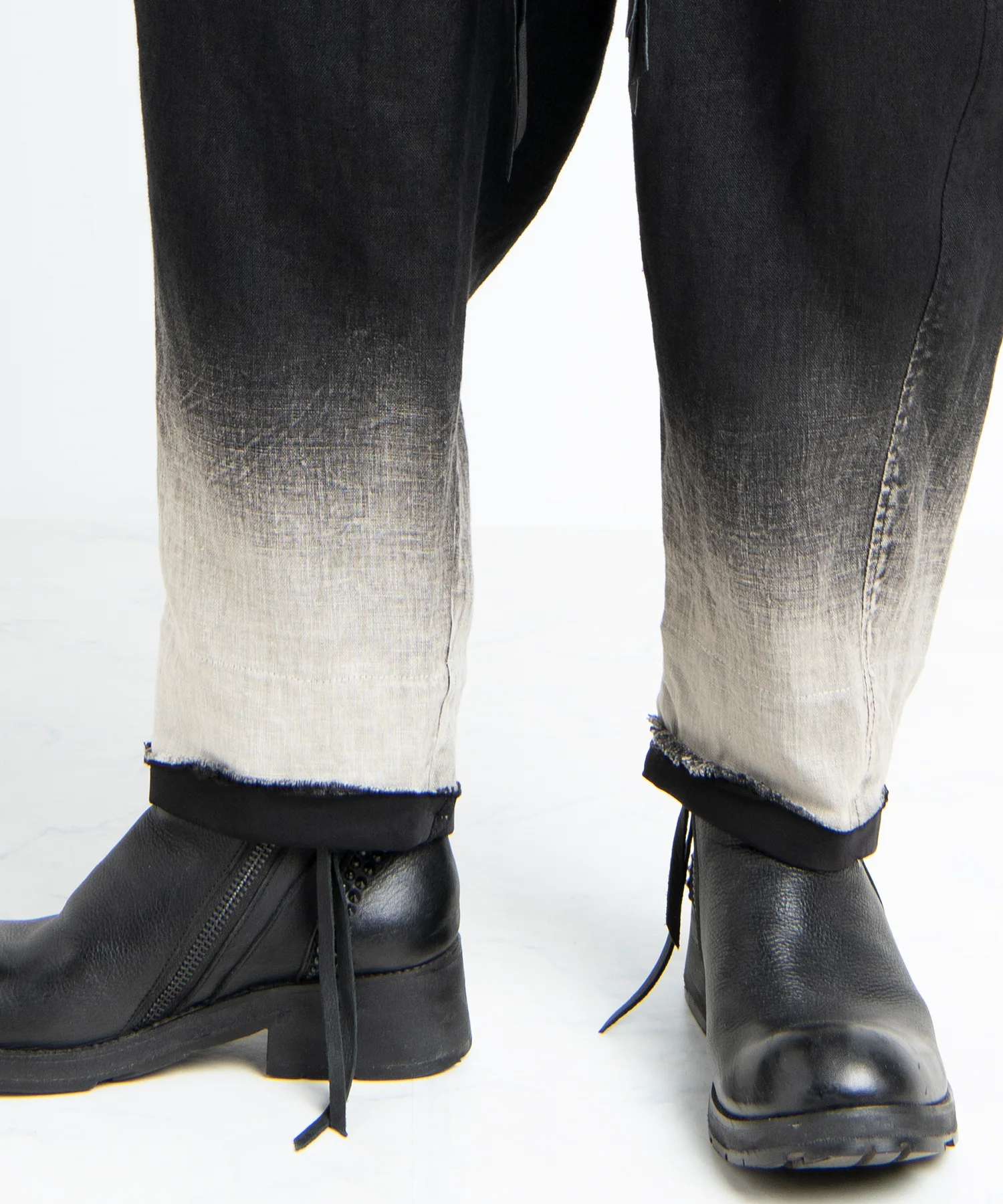 2501-PT04 Linen Layered Tuck Pants Black - Image 13