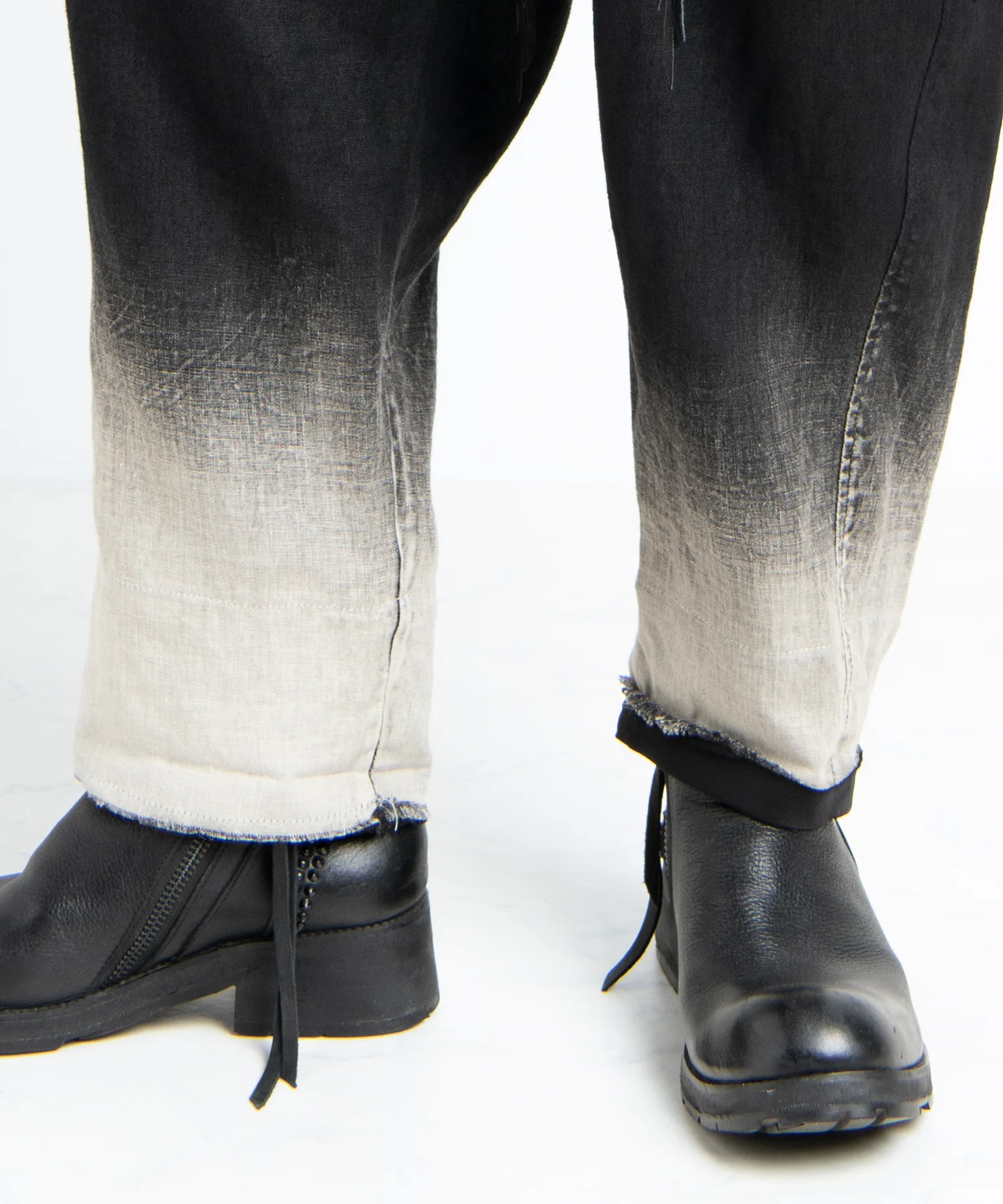 2501-PT04 Linen Layered Tuck Pants Black - Image 14