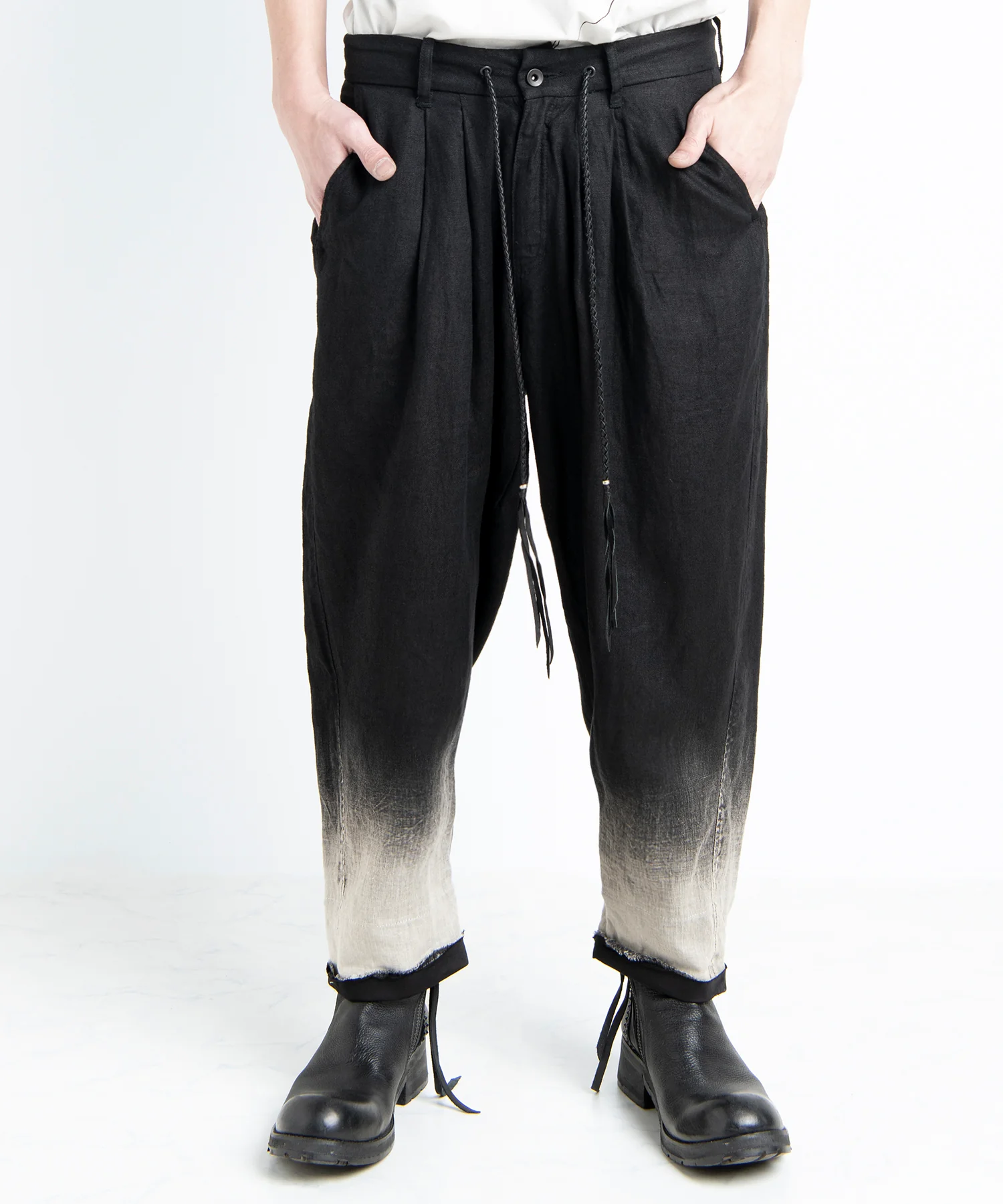 2501-PT04 Linen Layered Tuck Pants Black - Image 15