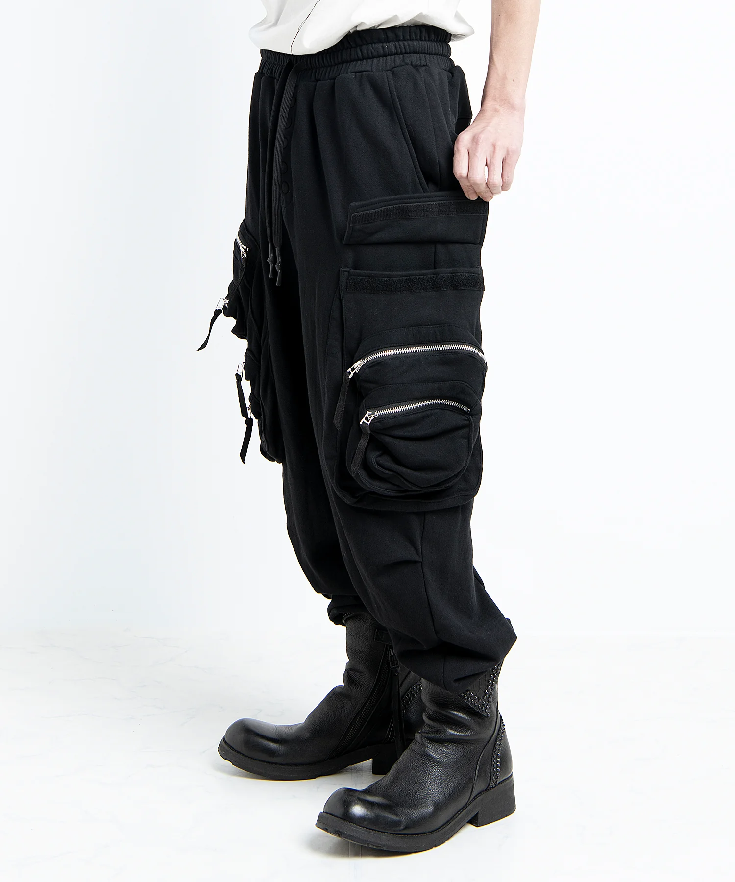 2501-PT05 Multipul Pcket Sweat Pants - Image 10
