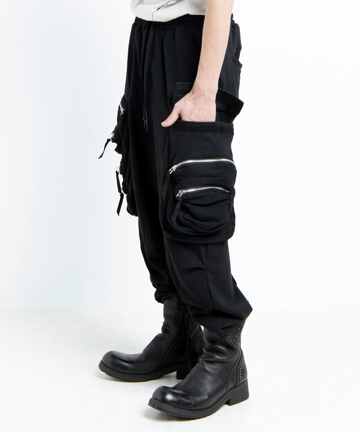 2501-PT05 Multipul Pcket Sweat Pants - Image 11