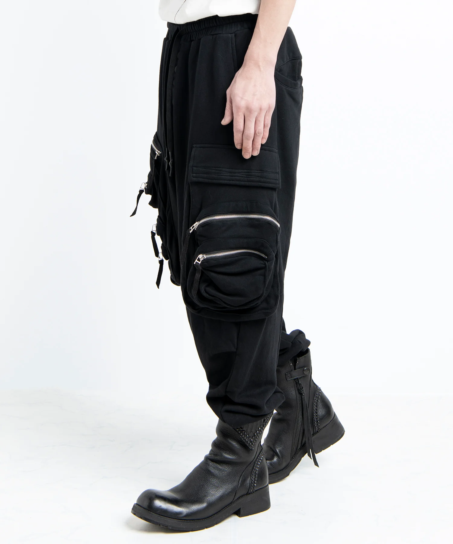 2501-PT05 Multipul Pcket Sweat Pants - Image 4