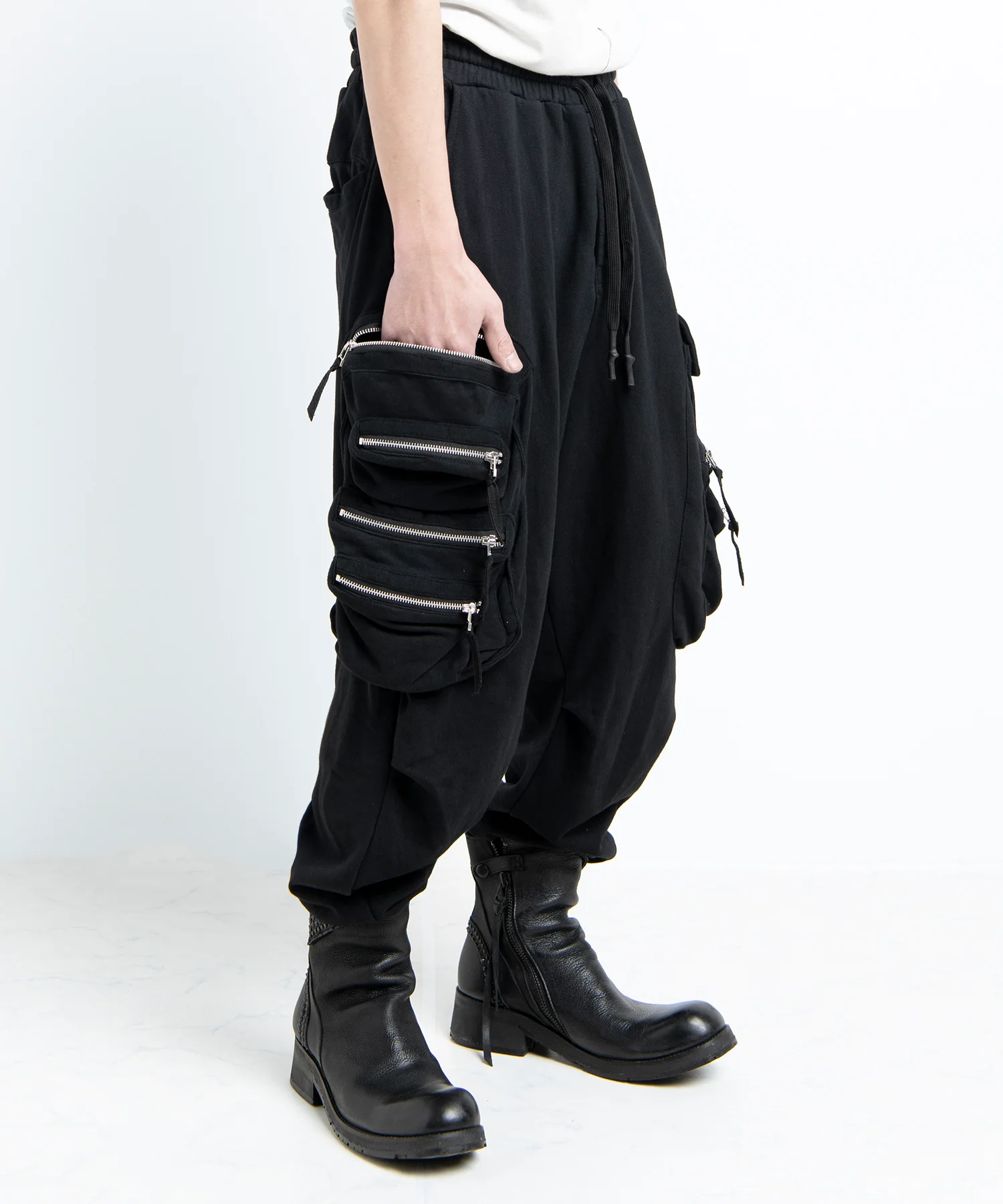 2501-PT05 Multipul Pcket Sweat Pants - Image 8
