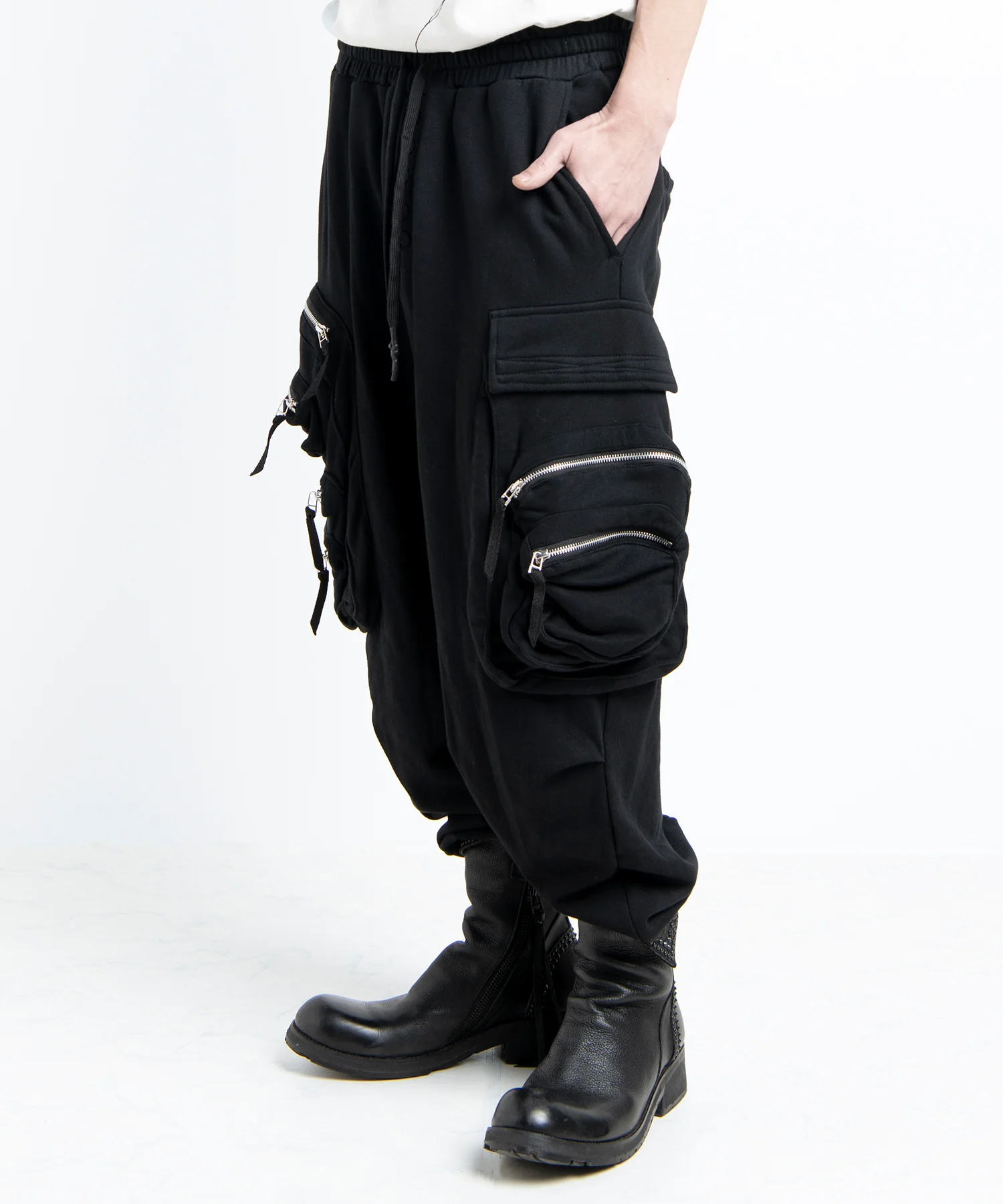 2501-PT05 Multipul Pcket Sweat Pants - Image 9