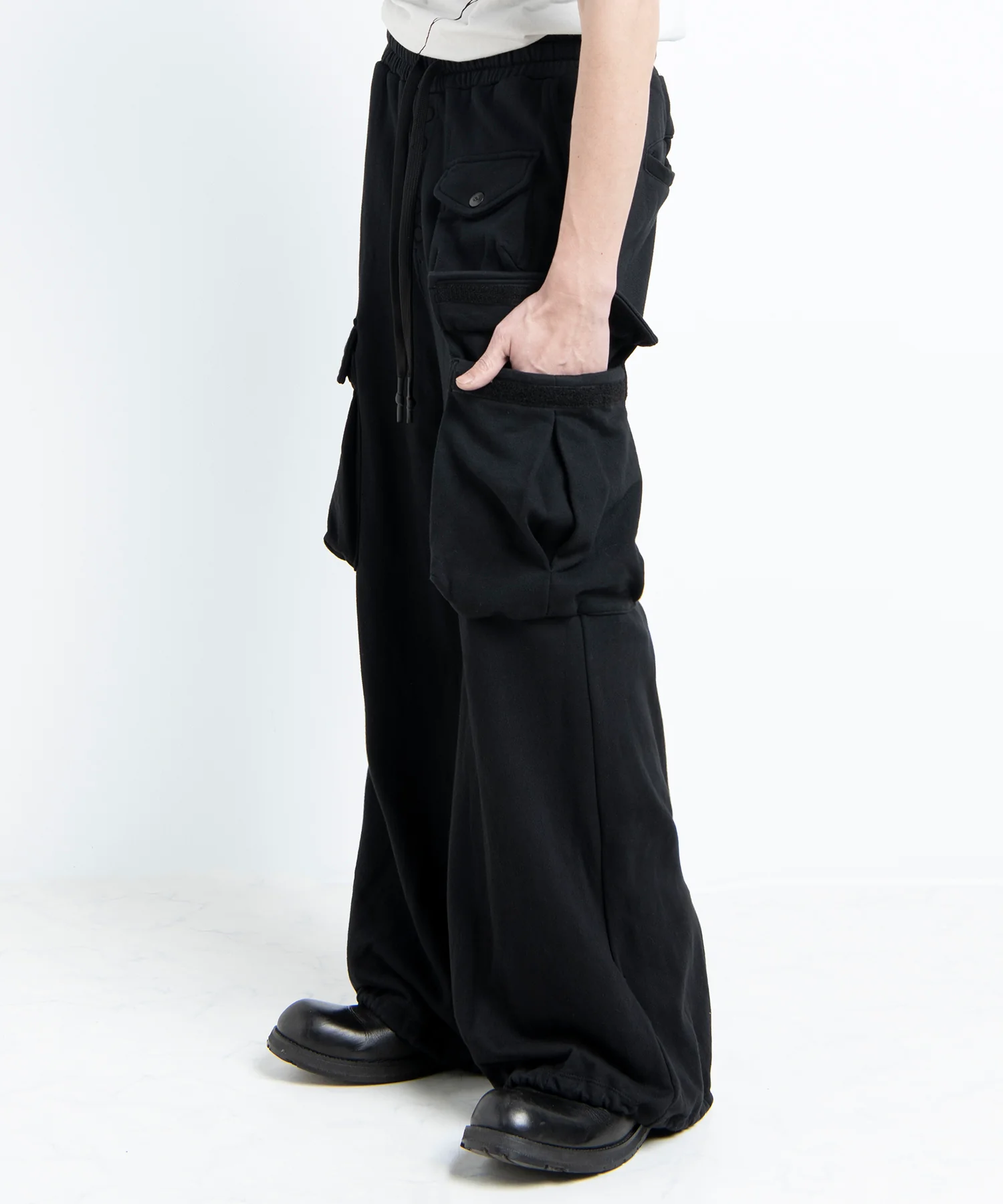 2501-PT07 Sweat Wide Cargo Pants - Image 13