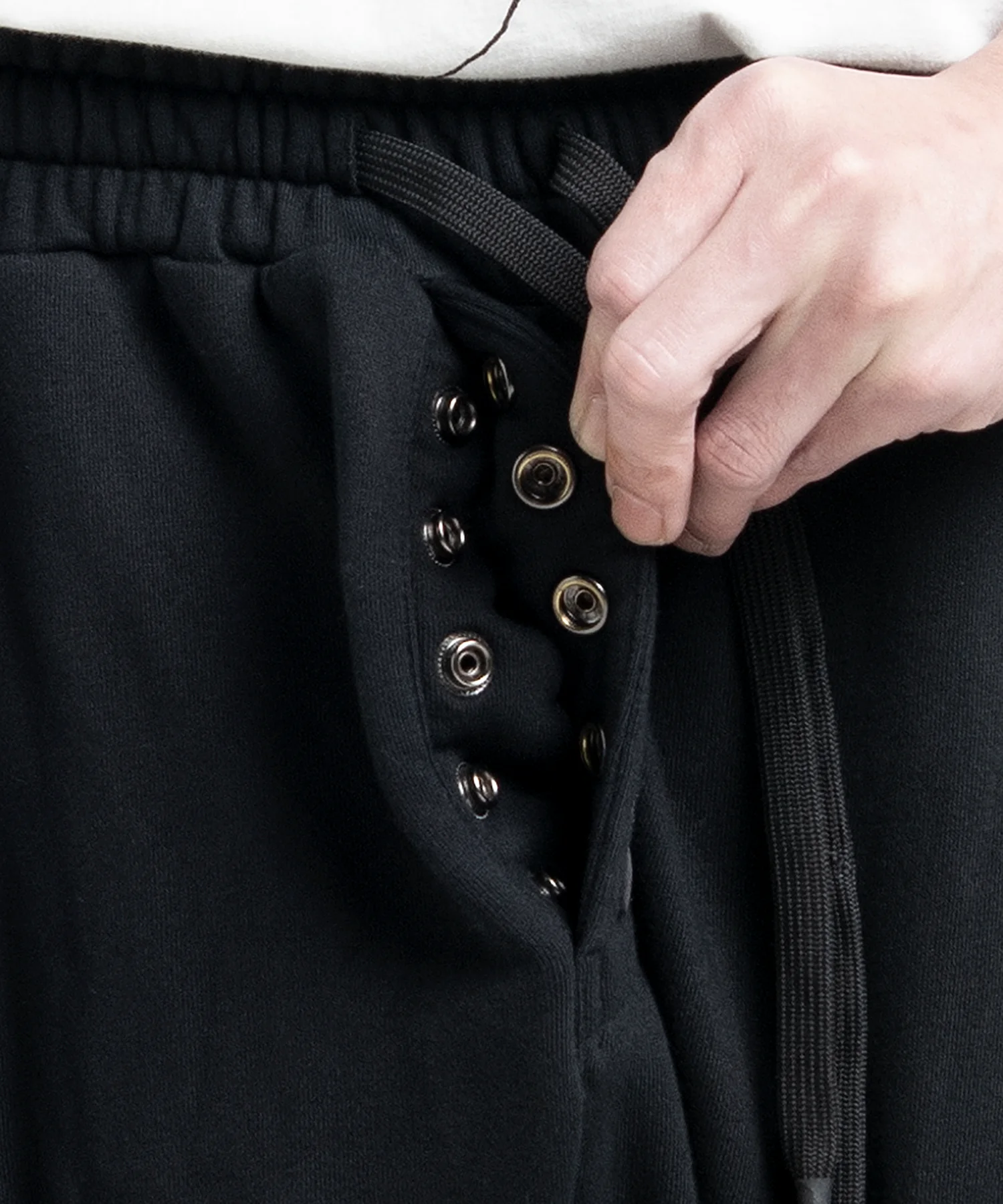 2501-PT09 Multipul Pcket Sweat Half Pants - Image 15