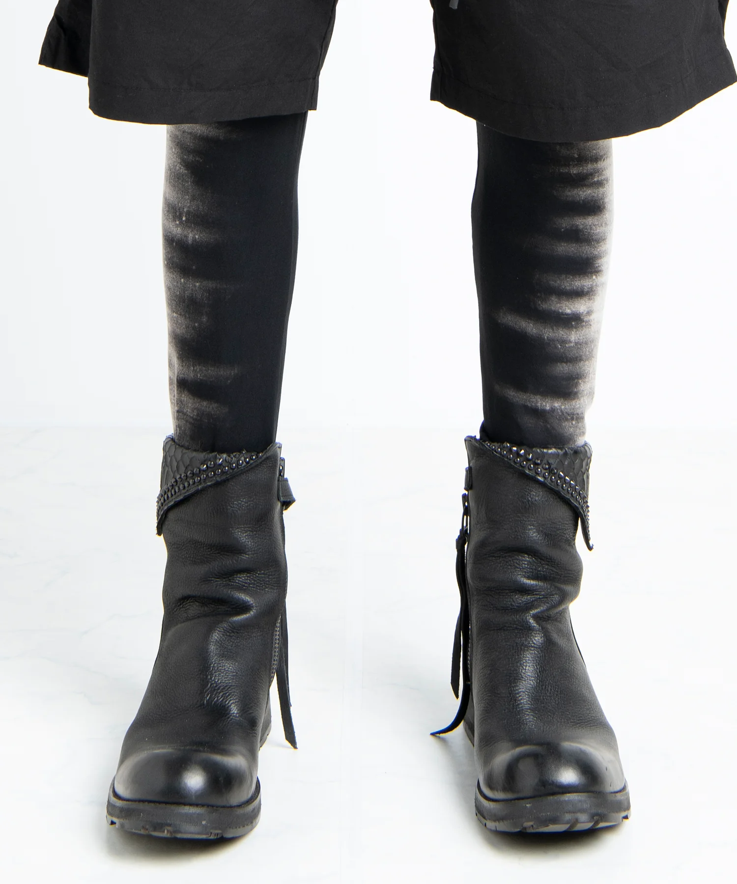 2501-PT11 Black Shadow Leggings - Image 3