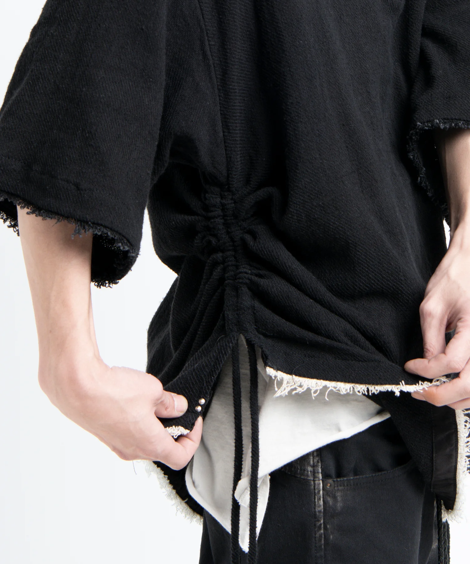 2501-TP06 Side Shirring Henry Top 03 - Image 9