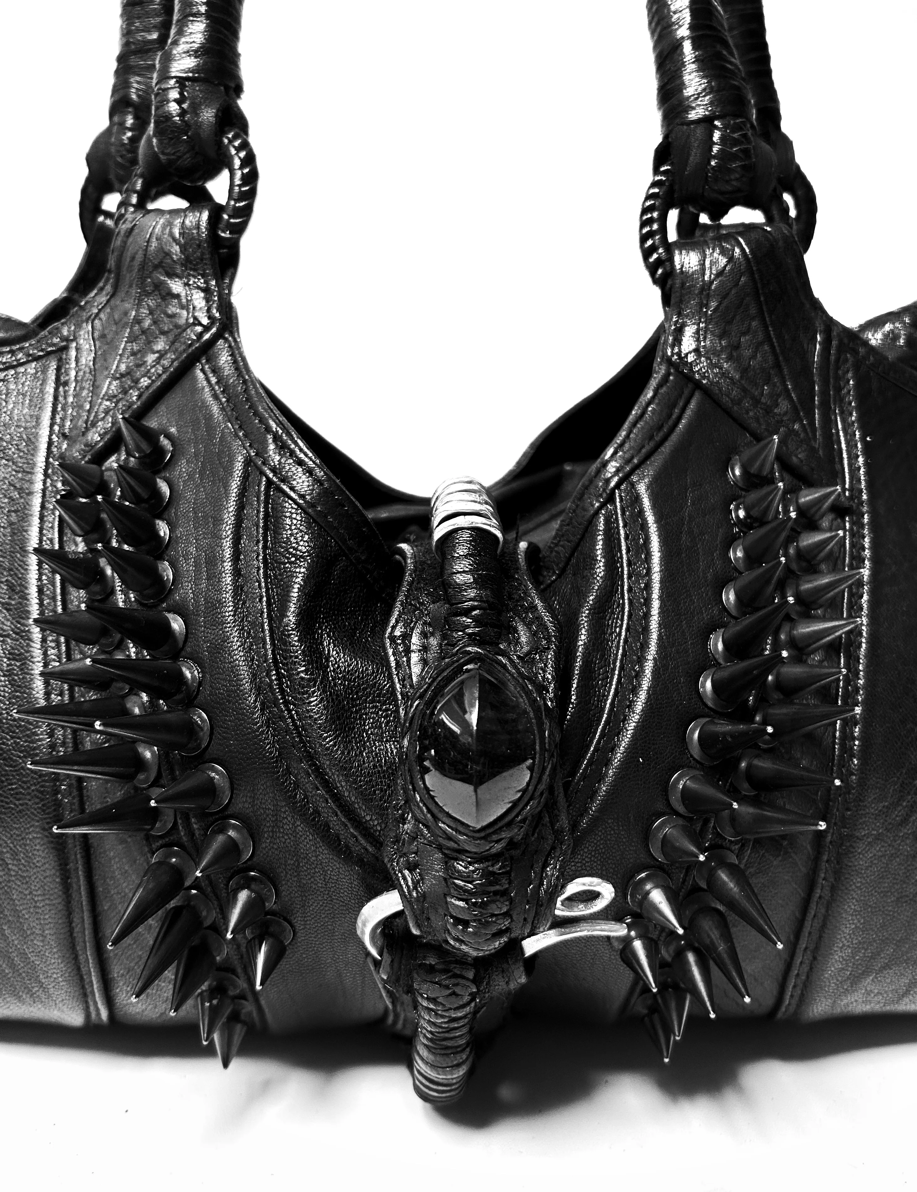 2502-BG16 Giger Black Killer - Image 2