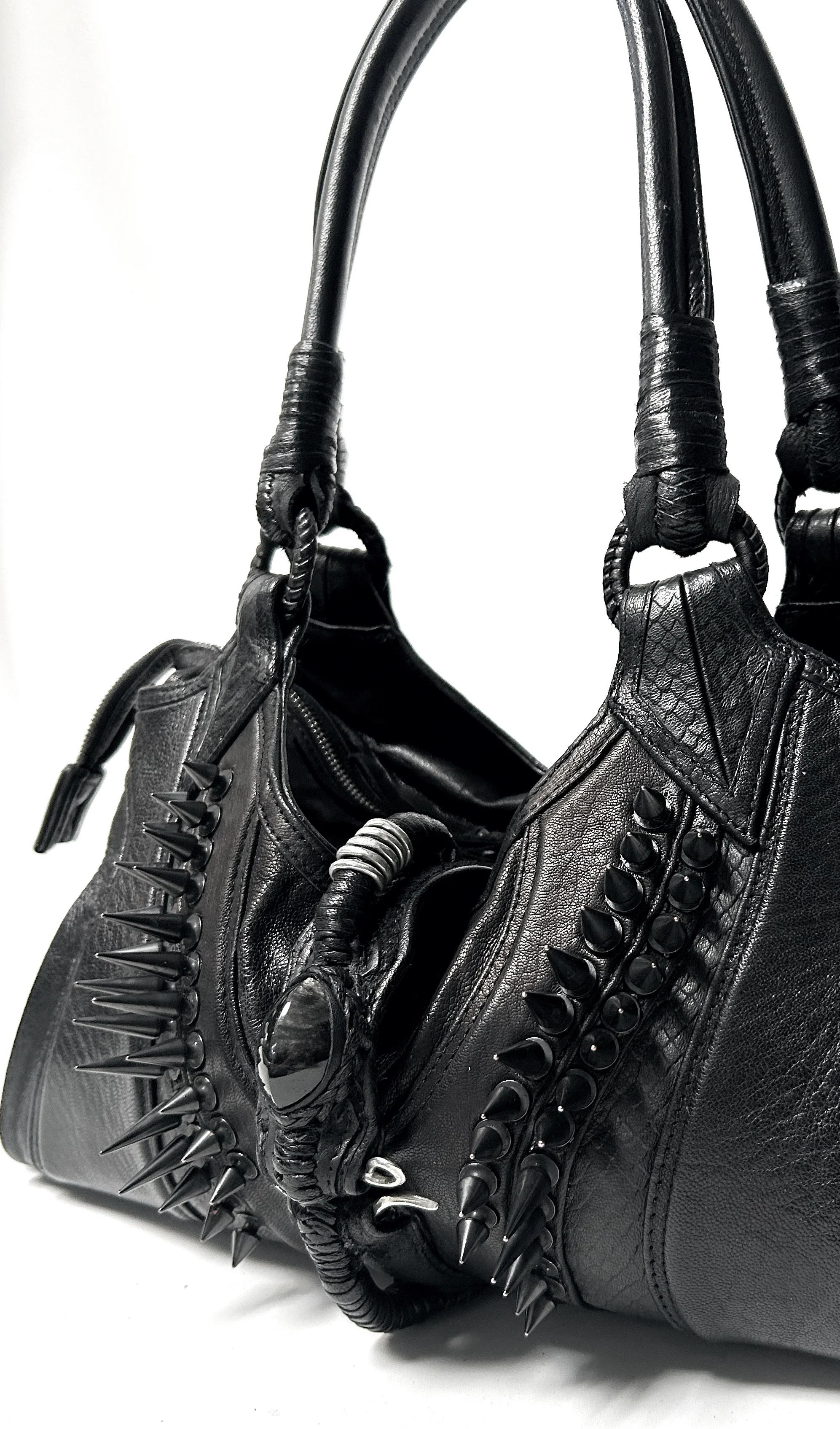 2502-BG16 Giger Black Killer - Image 4