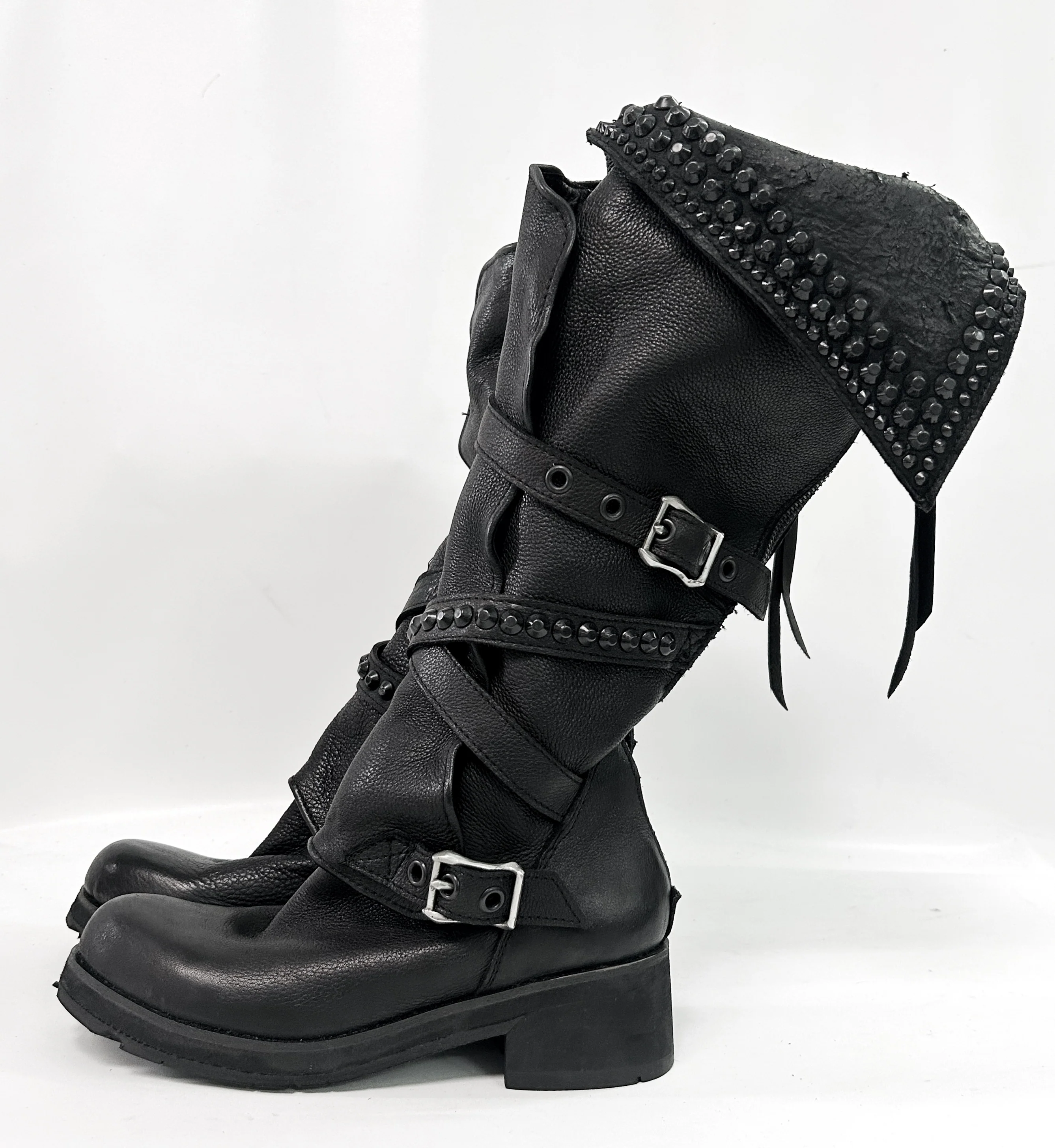 2502-BO01 Crush Layered Boots - Image 3