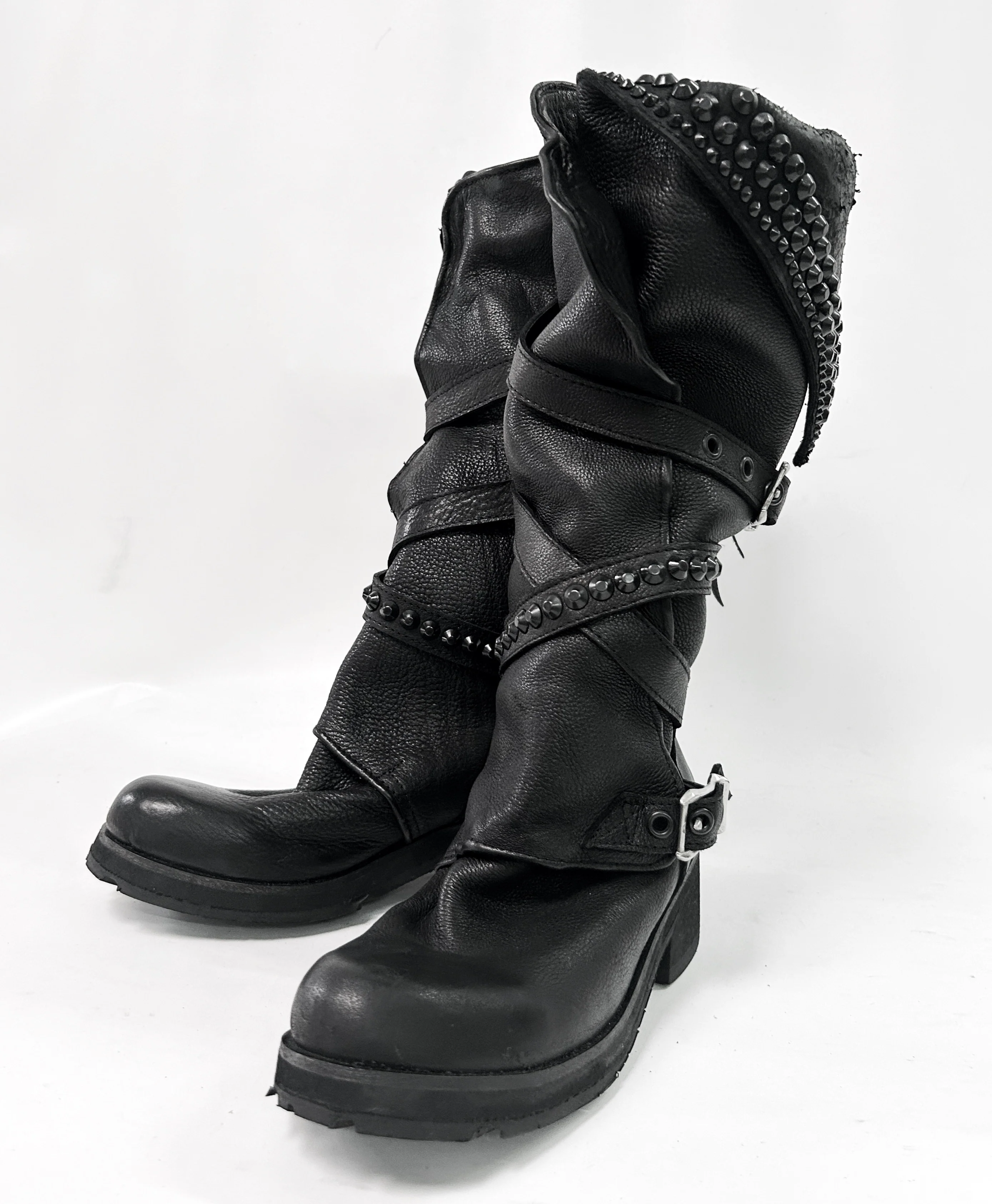 2502-BO01 Crush Layered Boots - Image 8