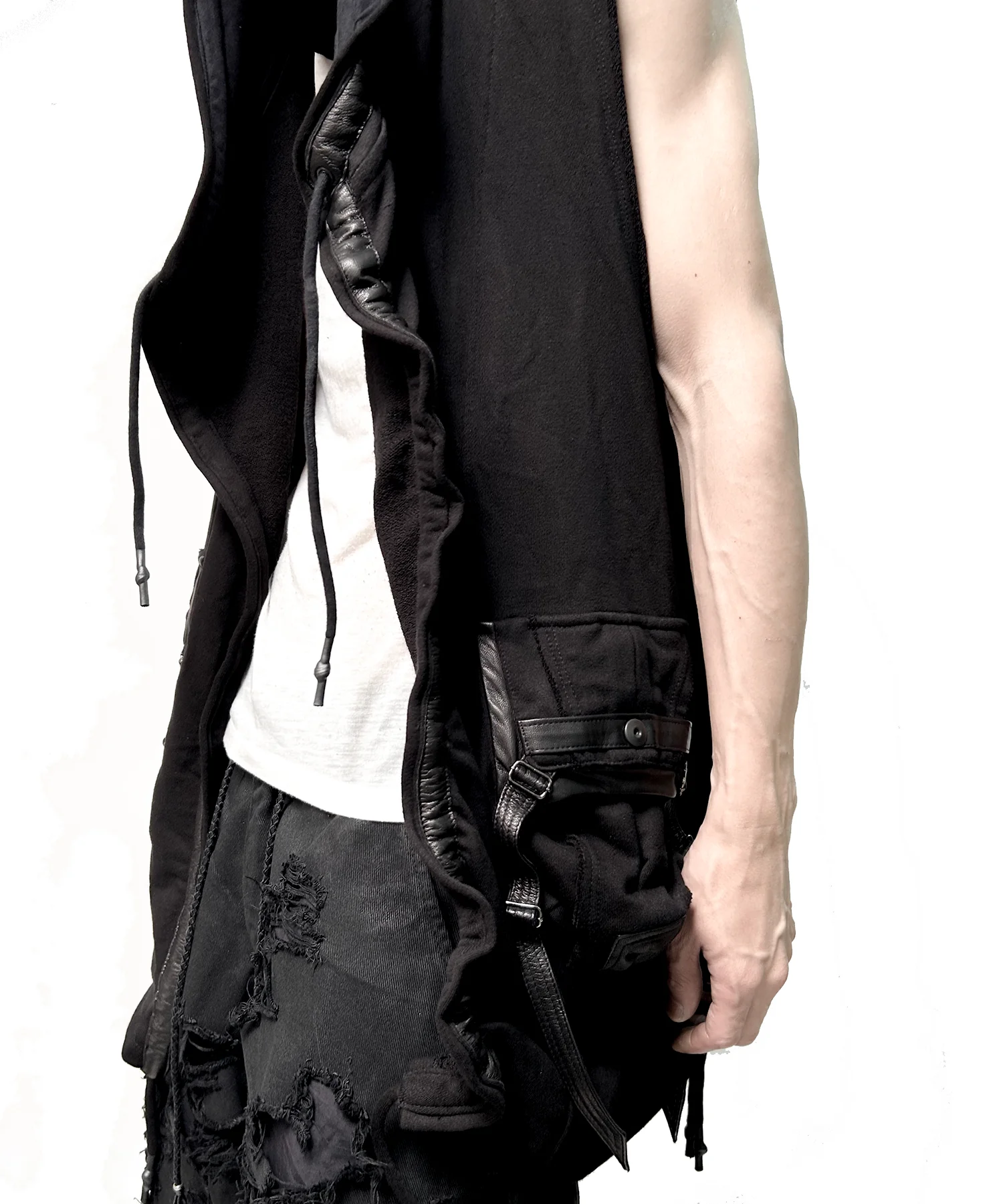 2502-TP08 Black Raven Drape CD / NS - Image 2