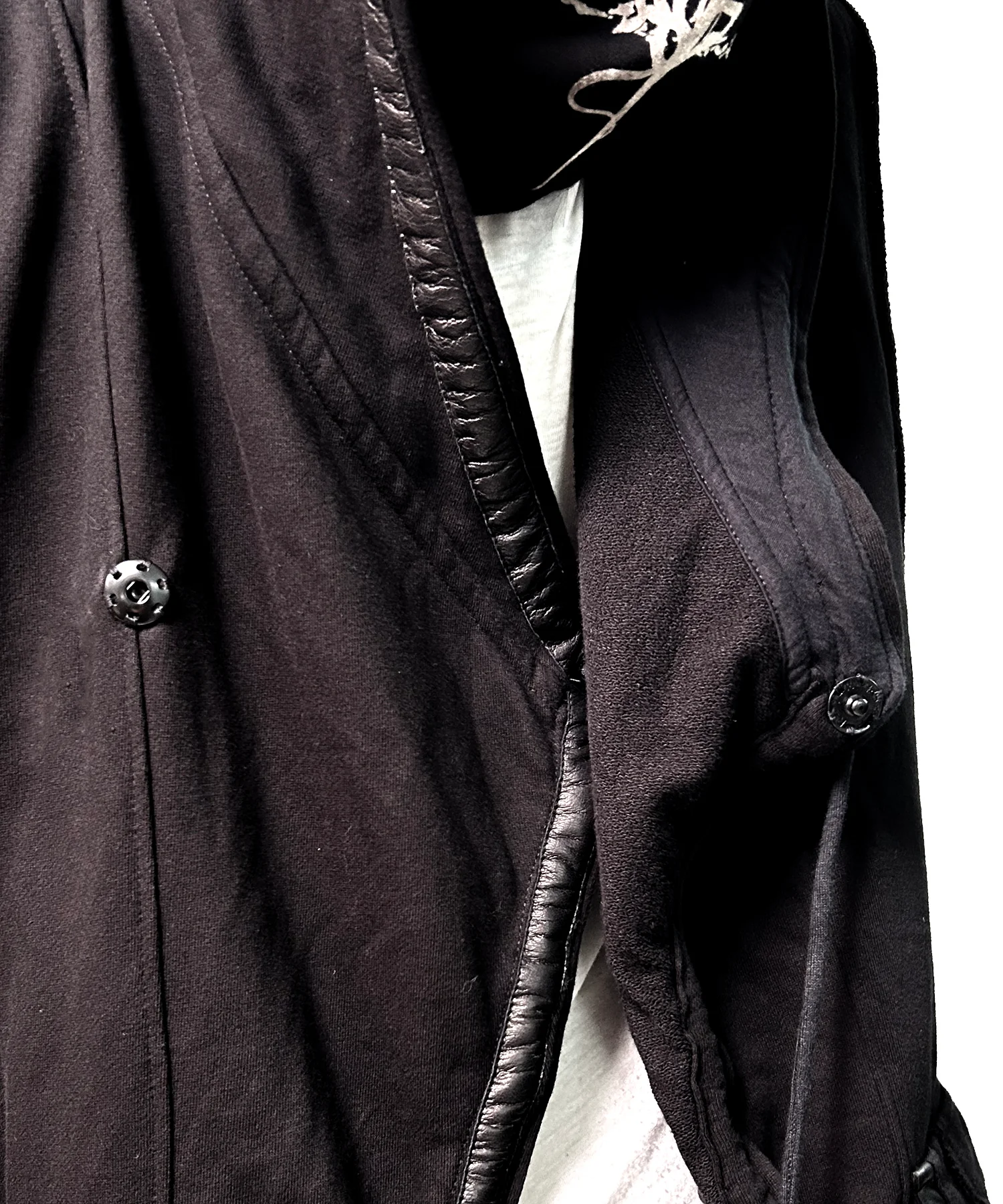 2502-TP08 Black Raven Drape CD / NS - Image 4
