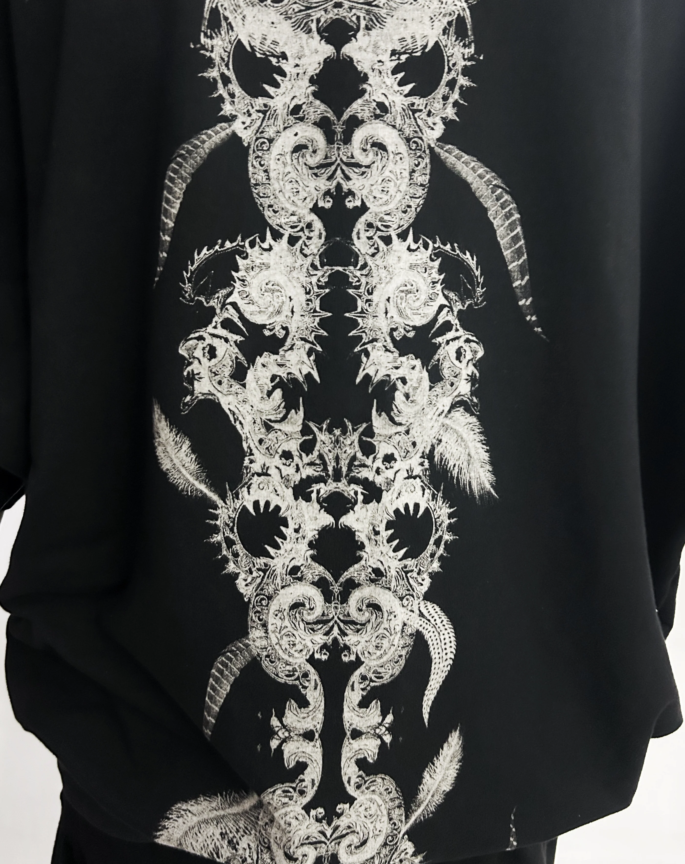2502-TP12 Magnolia Feather Dolman Top_Black - Image 5