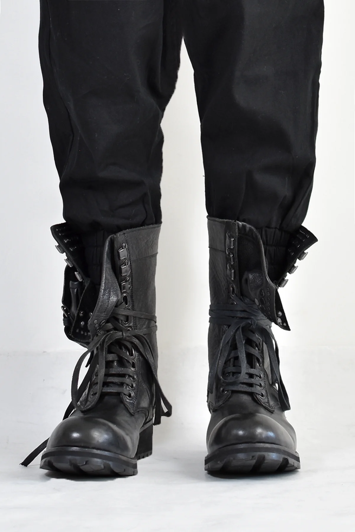 1602-BO07 Chrome Boots 10 - Image 8