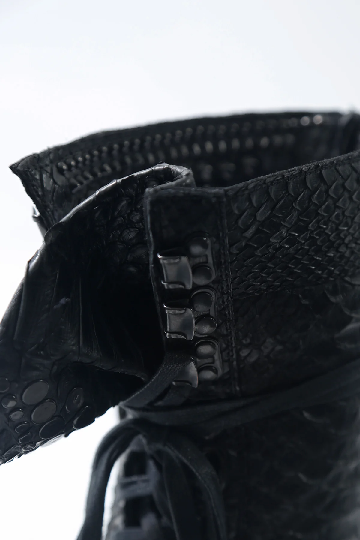 2501-BO07 Chrome Boots 10/ SPC - Image 20